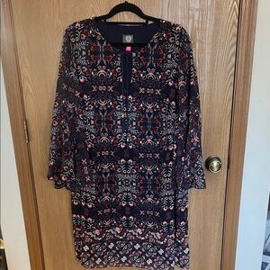 Vince CamutoNavy and Pink Patterned Dress